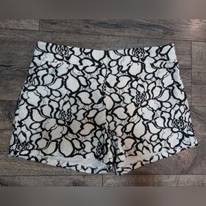 Express Size 2 Shorts Black Floral Embroidered Flowers Ivory Hot Dress